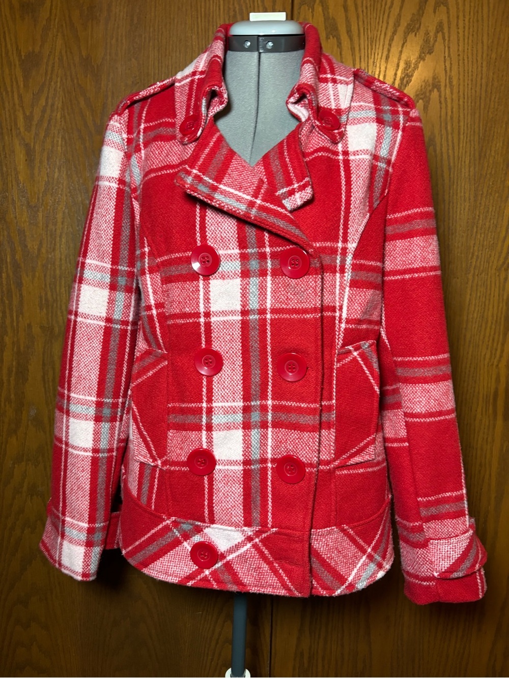 Dollhouse women’s Red and White Plaid Coat - large.
